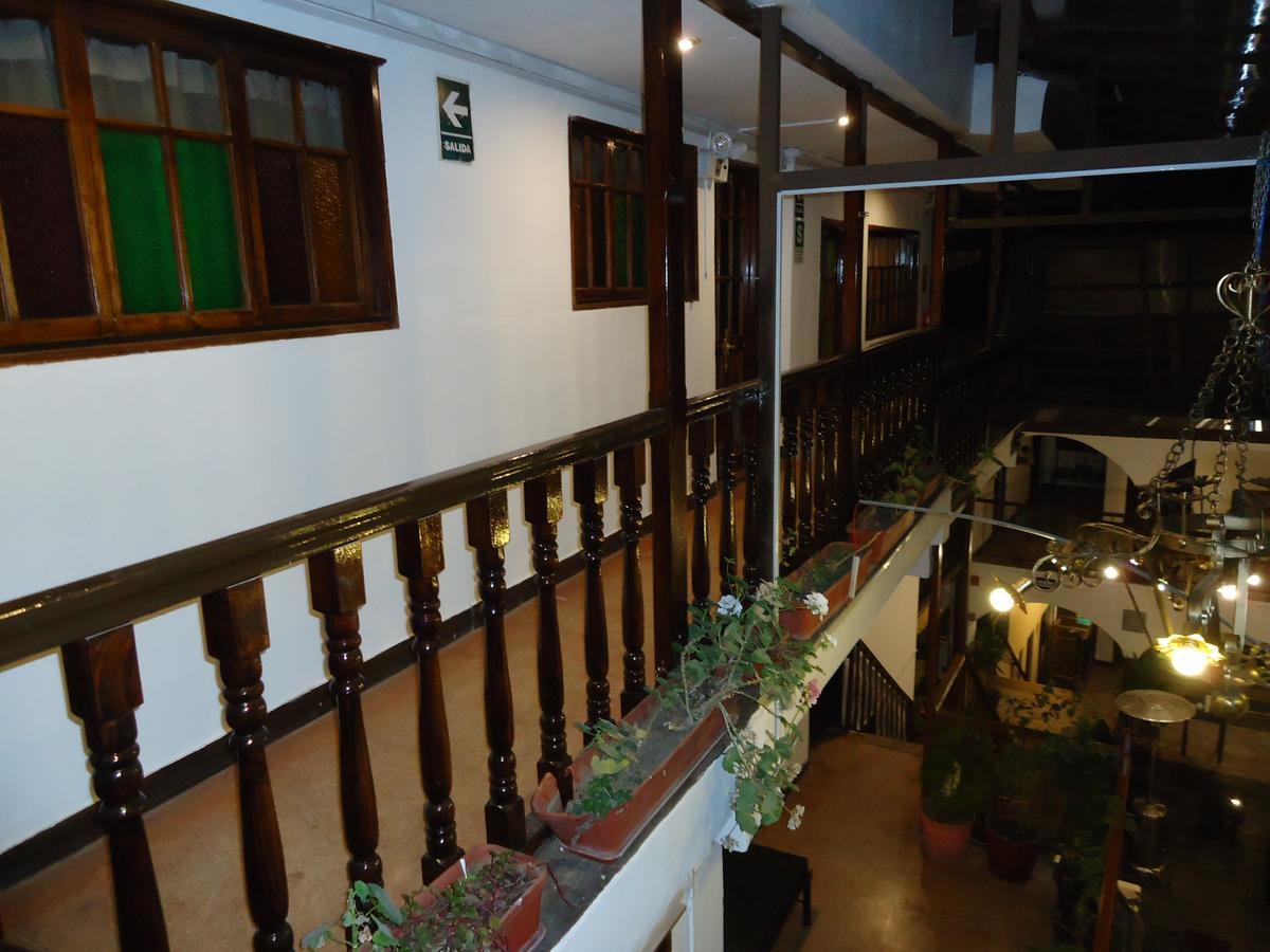 Hotel Montecristo กุสโก ภายนอก รูปภาพ