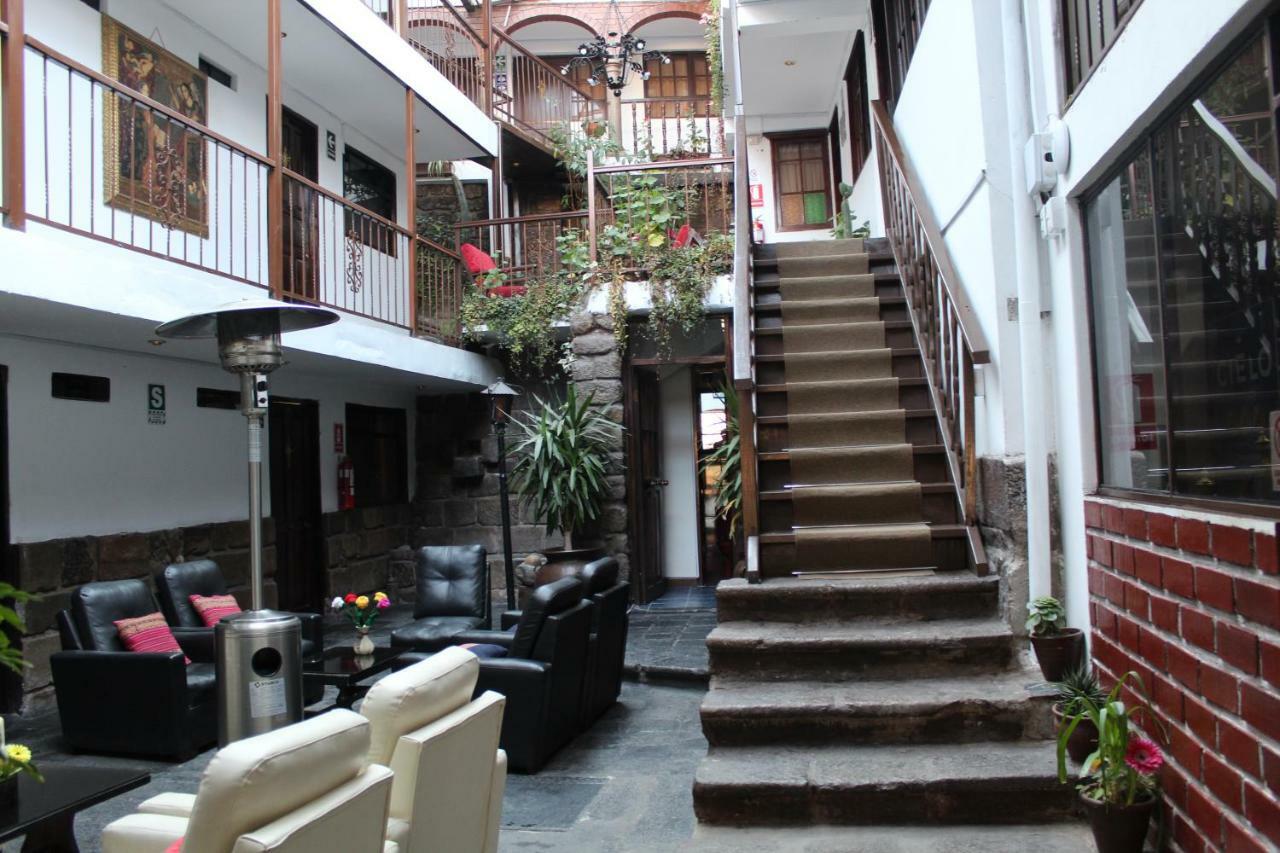 Hotel Montecristo กุสโก ภายนอก รูปภาพ